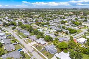 19425 NW 39th Ave, Miami Gardens, FL 33055 - Photo 6