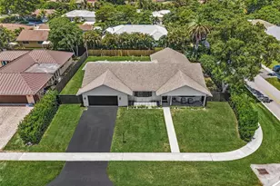 101 El Dorado Parkway, Plantation, FL 33317 - Photo 2