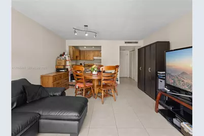 [Address not provided], Miami, FL 33176 - Photo 10