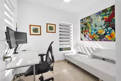 200 Washington Ave #15, Miami Beach, FL 33139 - Photo 12