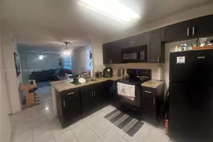 3777 NW 78th Ave, Davie, FL 33024 - Photo 6