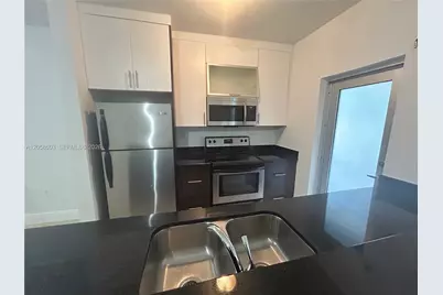1034 Lenox Ave #8, Miami Beach, FL 33139 - Photo 1