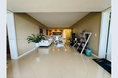 1705 Whitehall Dr #401, Davie, FL 33324 - Photo 6