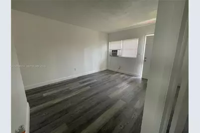 15940 NE 19th Ct #2, North Miami Beach, FL 33162 - Photo 10