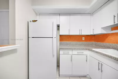 18965 NW 62nd Ave #106, Hialeah, FL 33015 - Photo 14