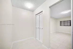 18965 NW 62nd Ave, Hialeah, FL 33015 - Photo 28