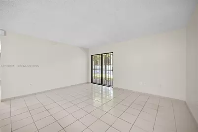 18965 NW 62nd Ave #106, Hialeah, FL 33015 - Photo 4