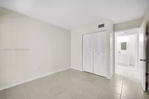 18965 NW 62nd Ave, Hialeah, FL 33015 - Photo 20