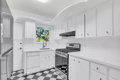 1101 98th St #5, Bay Harbor Islands, FL 33154 - Photo 20