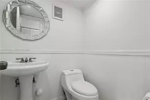 11459 SW 110th Ln, Miami, FL 33176 - Photo 12