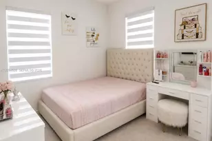 23068 SW 129th Pl, Miami, FL 33170 - Photo 12