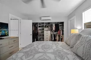 2701 Middle River Dr, Fort Lauderdale, FL 33306 - Photo 10