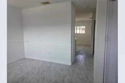 5525 W 24th Way #12, Hialeah, FL 33016 - Photo 6