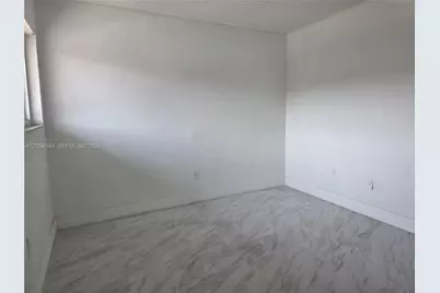 5525 W 24th Way #12, Hialeah, FL 33016 - Photo 4