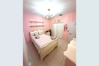 13237 NW 15th Ct, Pembroke Pines, FL 33028 - Photo 16