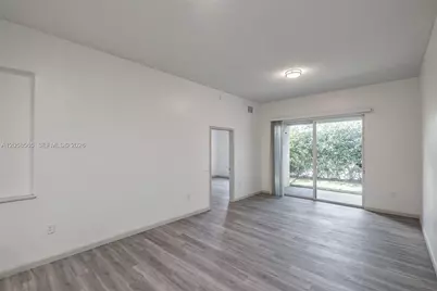 [Address not provided], West Palm Beach, FL 33417 - Photo 6