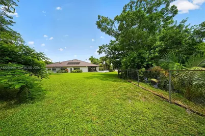 8925 SW 102nd Ter, Miami, FL 33176 - Photo 62