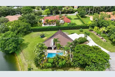 8925 SW 102nd Ter, Miami, FL 33176 - Photo 64