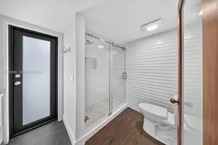 8925 SW 102nd Terrace, Miami, FL 33176 - Photo 32