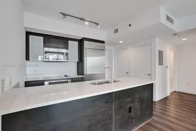 55 SE 6th St #3604, Miami, FL 33131 - Photo 6