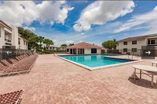 10875 NW 7th St, Miami, FL 33172 - Photo 14
