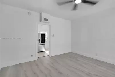 57 NW 68th St, Miami, FL 33150 - Photo 18