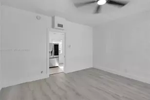 57 NW 68th St, Miami, FL 33150 - Photo 18