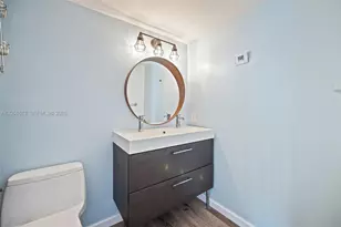 7601 E Treasure Dr, North Bay Village, FL 33141 - Photo 26