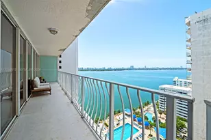 7601 E Treasure Dr, North Bay Village, FL 33141 - Photo 30