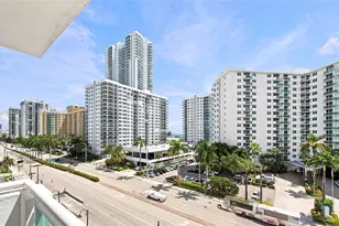 3000 S Ocean Dr, Hollywood, FL 33019 - Photo 12