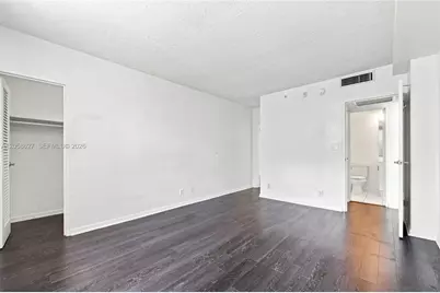 3000 S Ocean Dr #518, Hollywood, FL 33019 - Photo 14