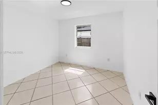 10755 SW 217th St, Miami, FL 33170 - Photo 22