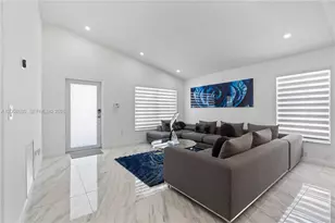 8842 SW 215th Ln, Cutler Bay, FL 33189 - Photo 10