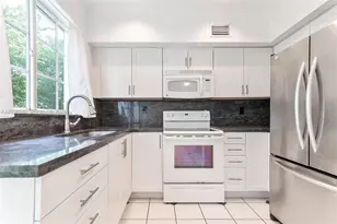21 Madeira Ave, Coral Gables, FL 33134 - Photo 6