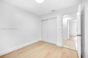 304 SW 77th Ave, North Lauderdale, FL 33068 - Photo 24