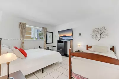 233 NE 14th Ave #108, Hallandale Beach, FL 33009 - Photo 20