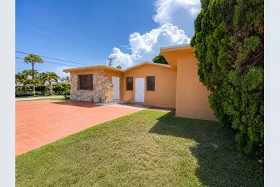 10200 SW 171st St, Miami, FL 33157 - Photo 2