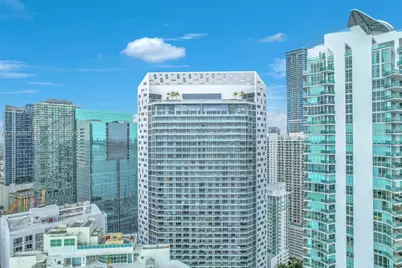 1300 Brickell Bay Dr #2005, Miami, FL 33131 - Photo 2