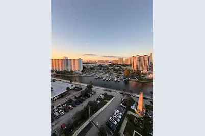 300 Bayview Dr #1201, Sunny Isles Beach, FL 33160 - Photo 12