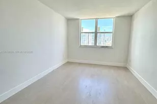300 Bayview Dr, Sunny Isles Beach, FL 33160 - Photo 8