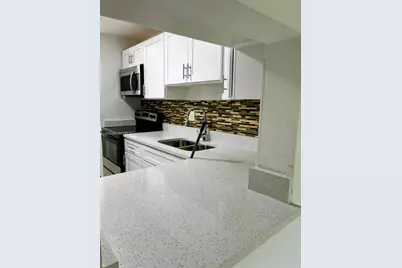 7911 N Colony Cir N #202, Tamarac, FL 33321 - Photo 6