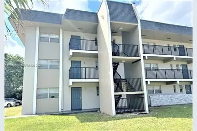 7911 N Colony Cir N #202, Tamarac, FL 33321 - Photo 1