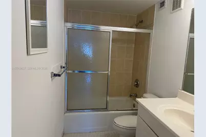 400 Kings Point Dr #311, Sunny Isles Beach, FL 33160 - Photo 10