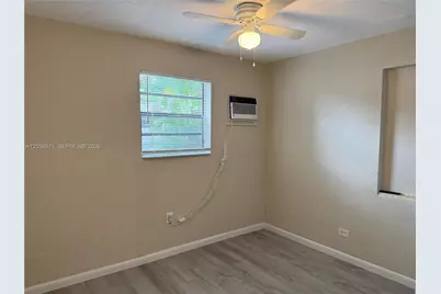 2352 NW 13th Ct, Fort Lauderdale, FL 33311 - Photo 10
