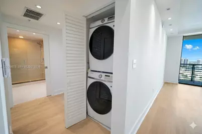 325 S Biscayne Blvd #3314, Miami, FL 33131 - Photo 12