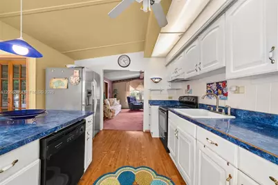 221 Speckled Perch Pt, Other City - In The State Of Florida, FL 33857 - Photo 18