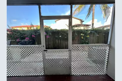 2925 W 80th St #109, Hialeah, FL 33018 - Photo 10