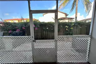2925 W 80th St, Hialeah, FL 33018 - Photo 10