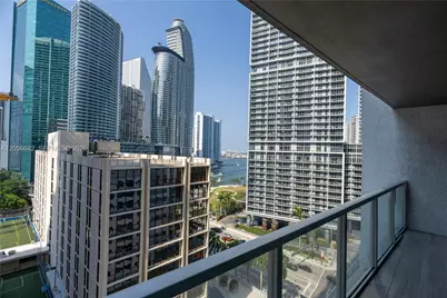 500 Brickell Ave #1407, Miami, FL 33131 - Photo 2