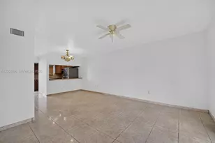 6001 Shaker Wood Cir, Tamarac, FL 33319 - Photo 6